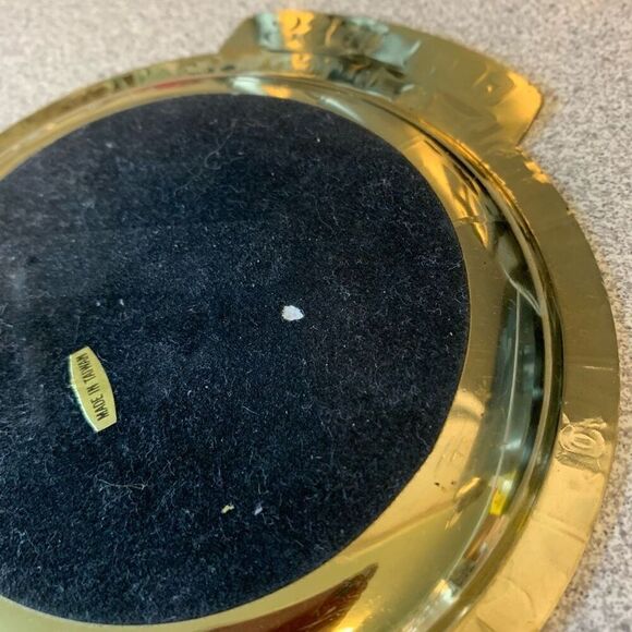 Brass Coin Toss Change Dish - Picture 6 of 6